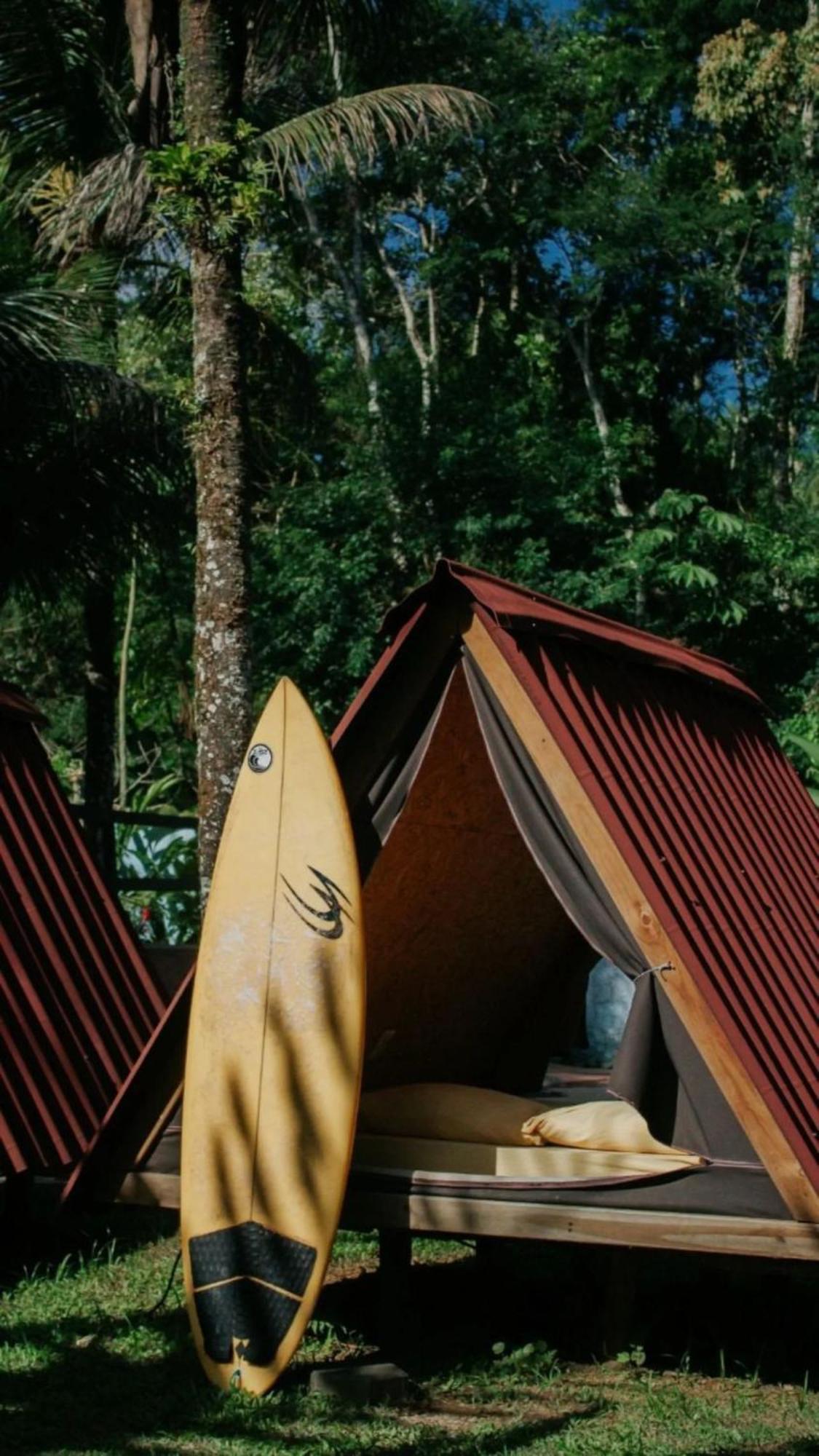 Base Camp, Guest House, Surf House , Itamambuca, Убатуба Екстер'єр фото